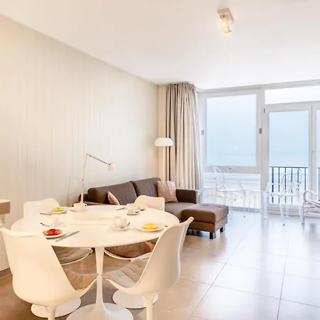 On Belgian Coast With Sea Views Oostduinkerke