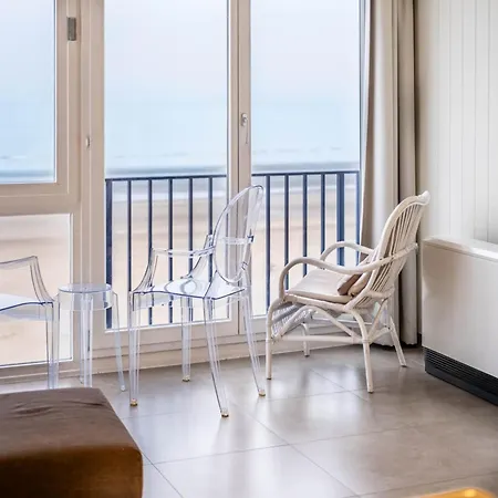 On Belgian Coast With Sea Views Apartmán